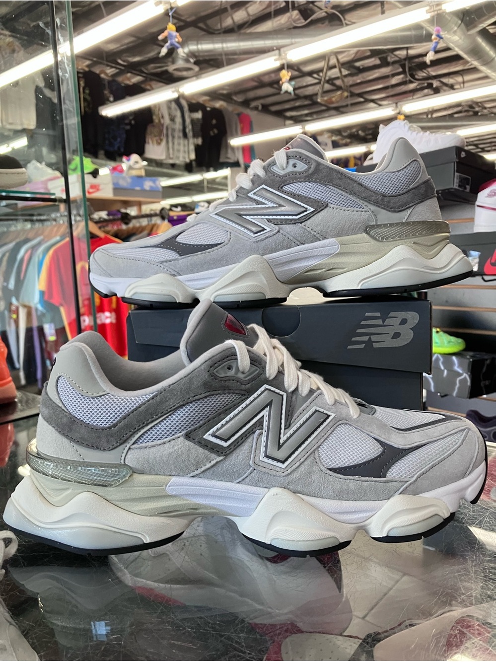 New Balance 9060 Rain Cloud Grey Size 9.5